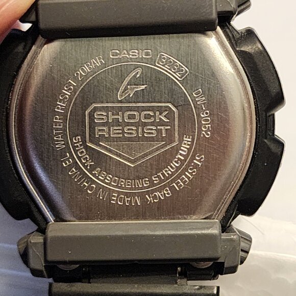 Casio G Shock Black and gold good to great shape - Picture 4 of 11